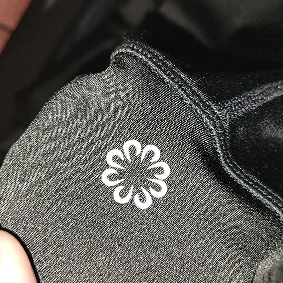 Pro Player Black Crop Work out Leggings with mesh size 3xl - Picture 4 of 11